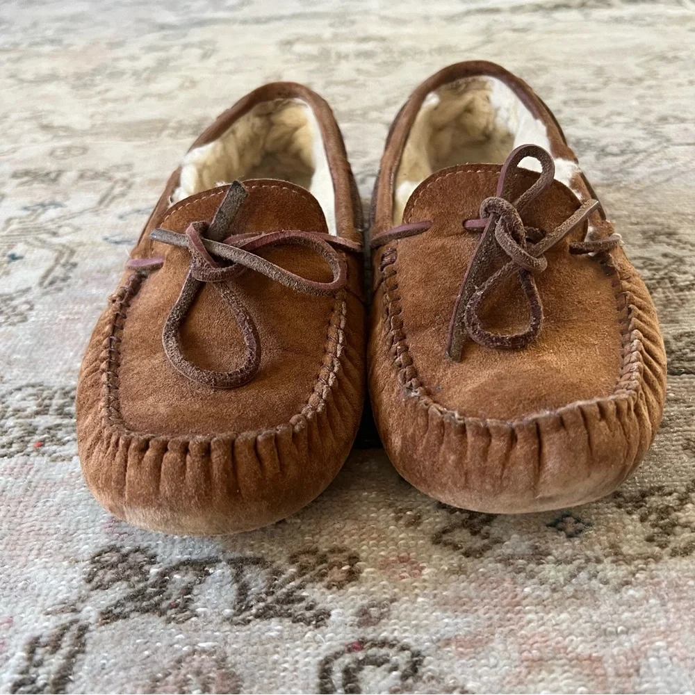 UGG Chestnut Brown Suede Moccasin Slippers with Shearling Lining - Picture 4 of 7